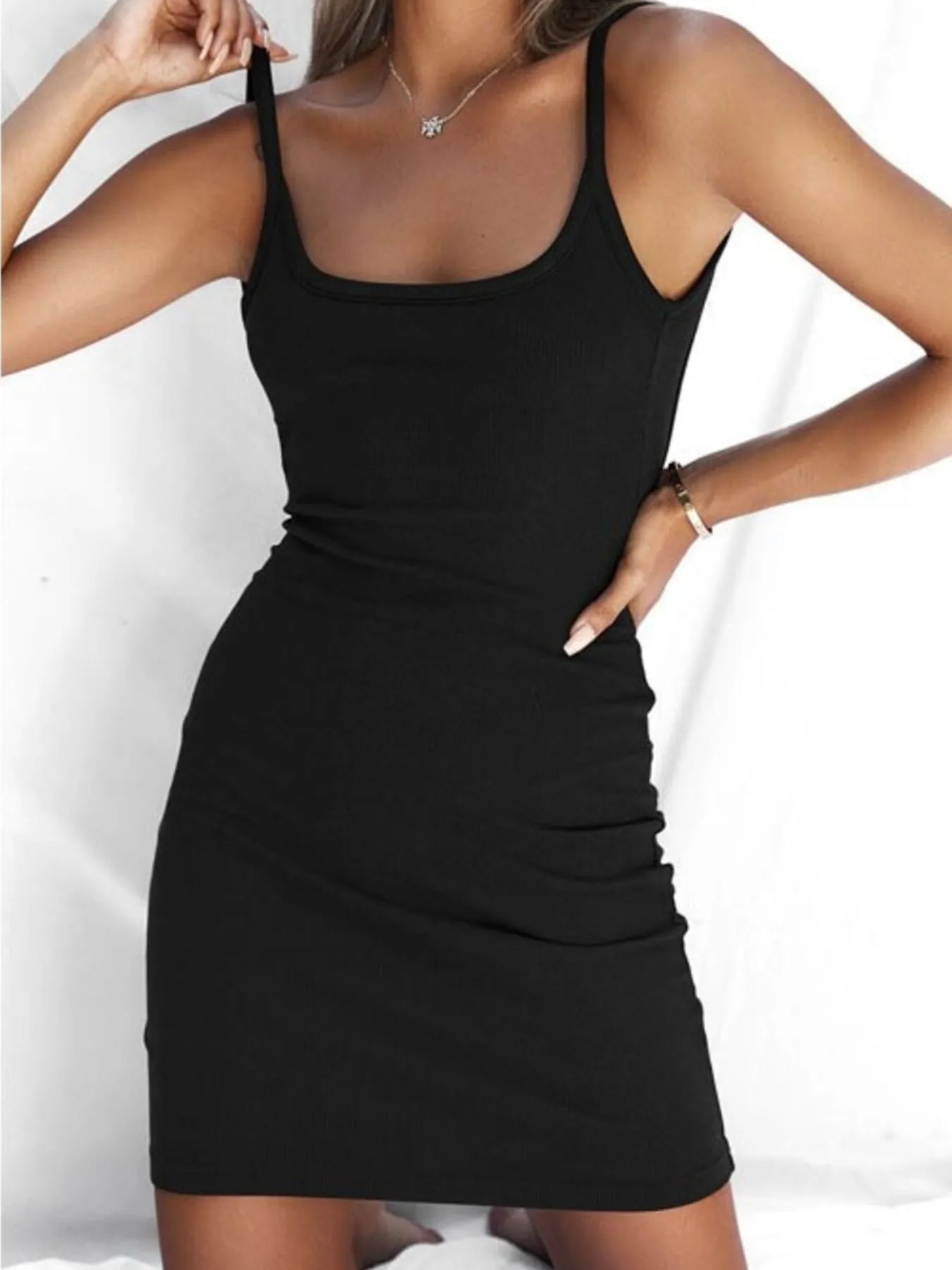 Image of Backless Scoop Neck Bodycon Cami Dress | Queeble.shop
