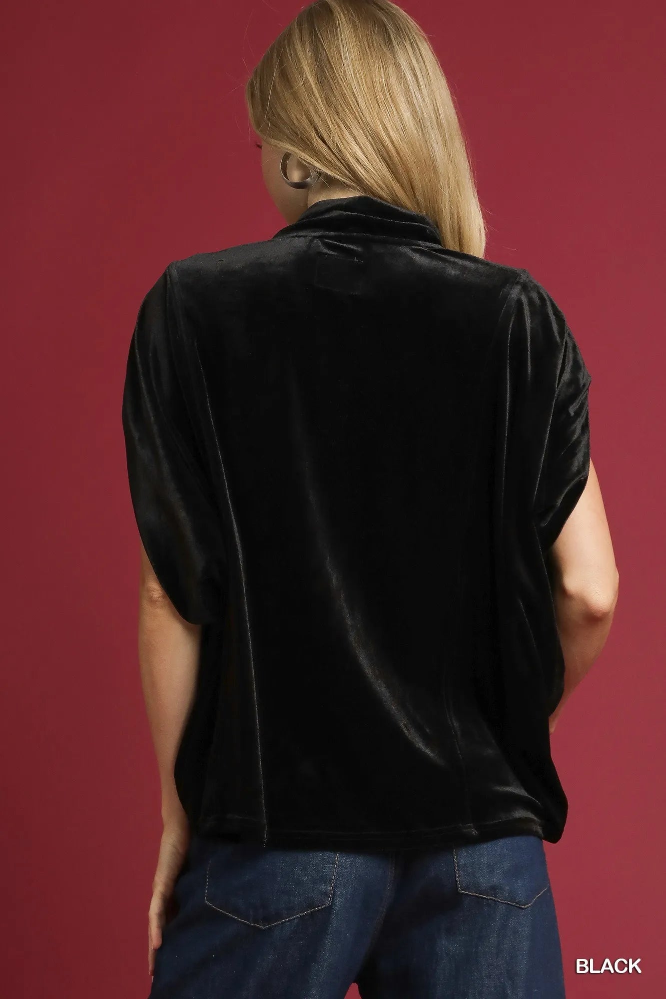 Image of Umgee Velvet Mock Neck Sleeveless Blouse | Queeble.shop