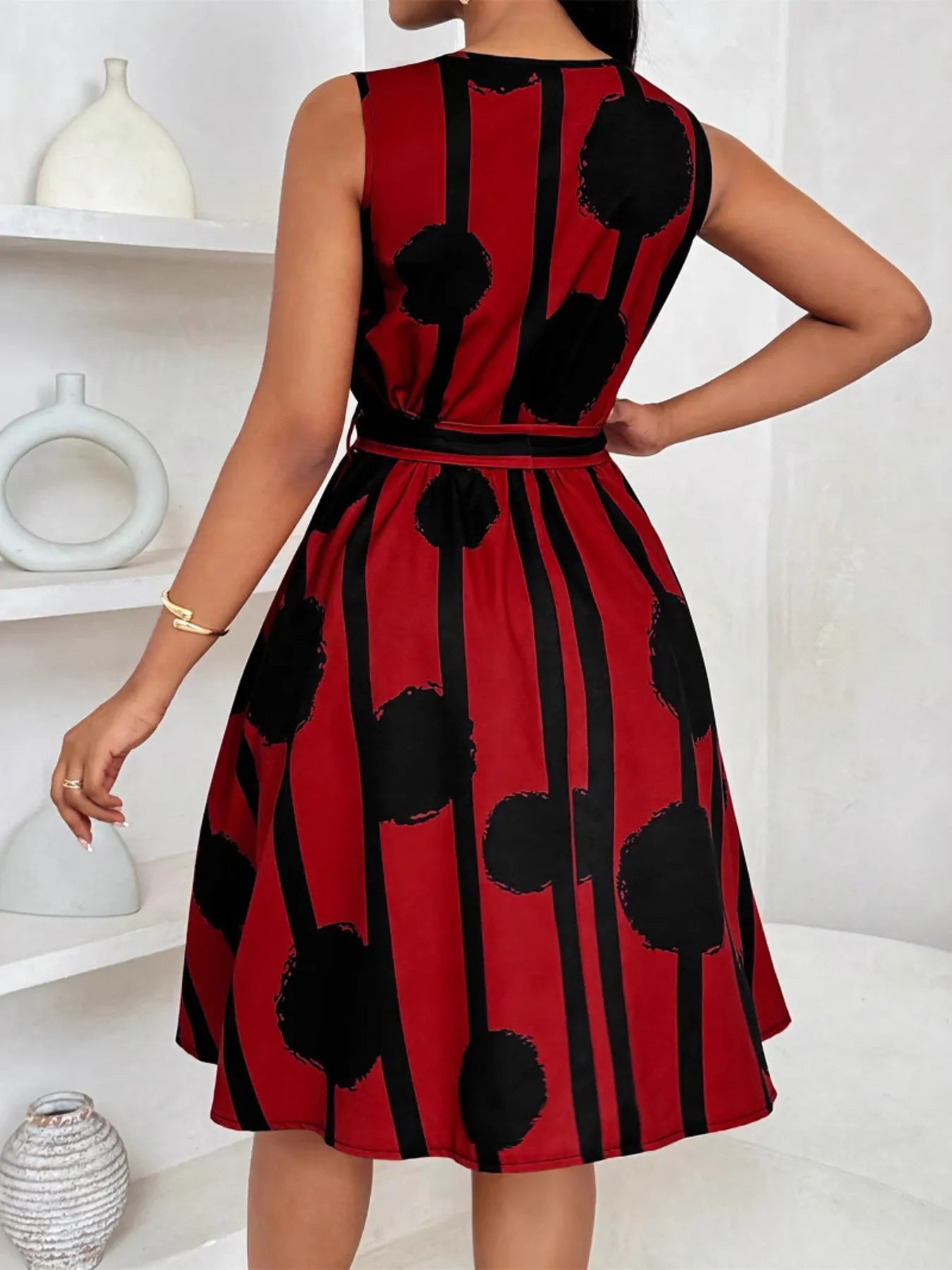 Image of Printed Sleeveless A-Line Dress | Queeble.shop