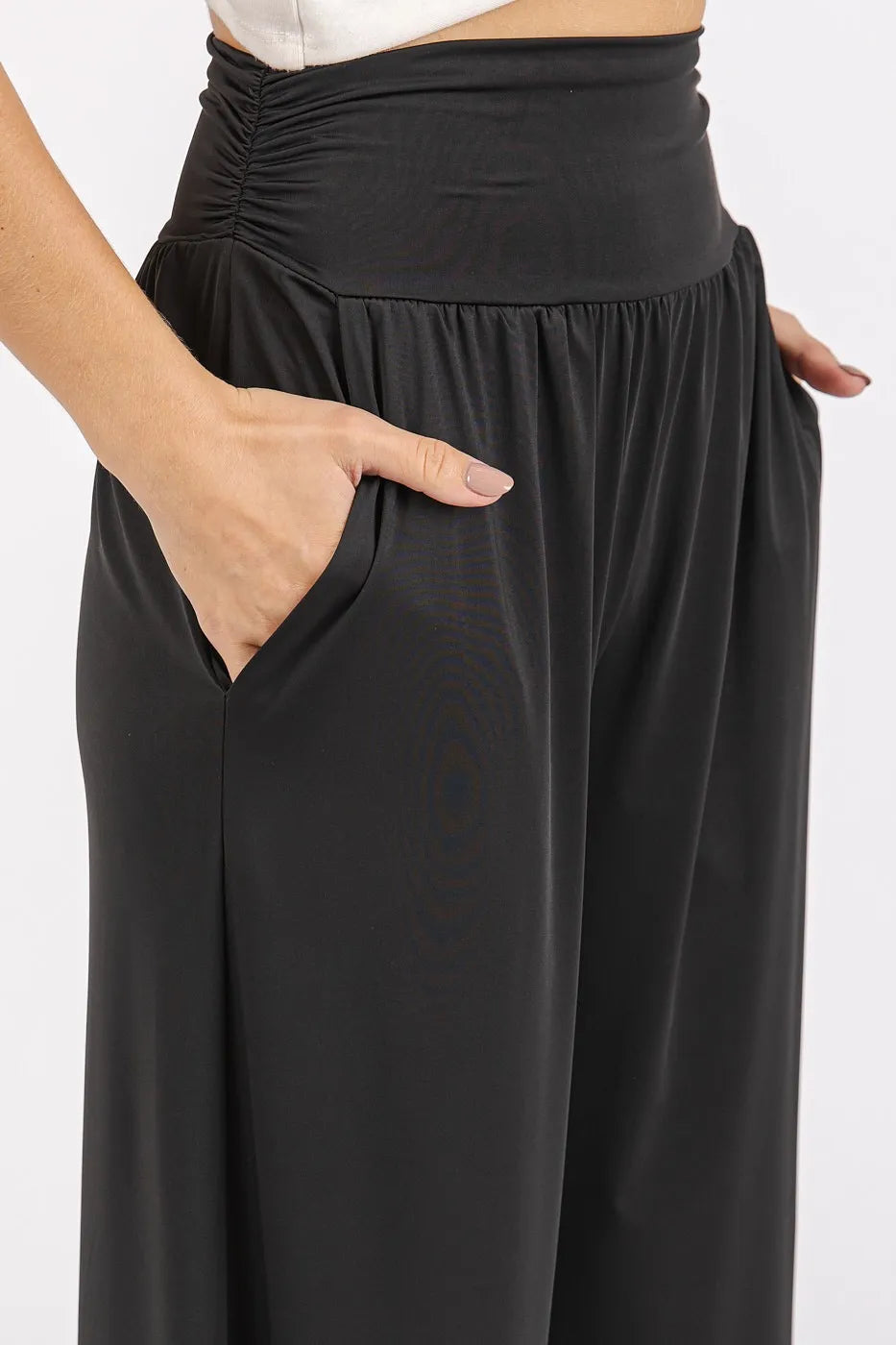 Image of Mittoshop Stretch Banded Waist Wide Leg Pants with Pockets | Queeble.shop