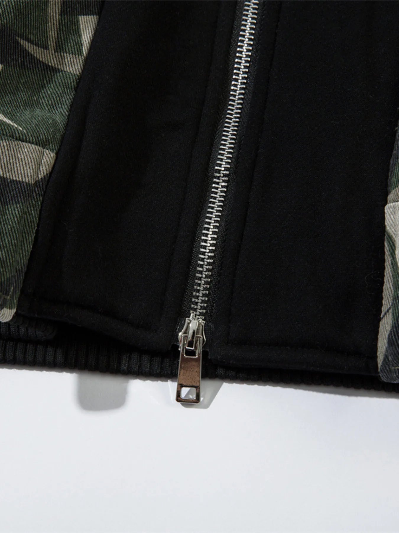 Image of Men's Printed Zip Up Long Sleeve Jacket | Queeble.shop