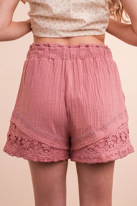Image of VERY J Lace Contrast Detail Woven Shorts | Queeble.shop