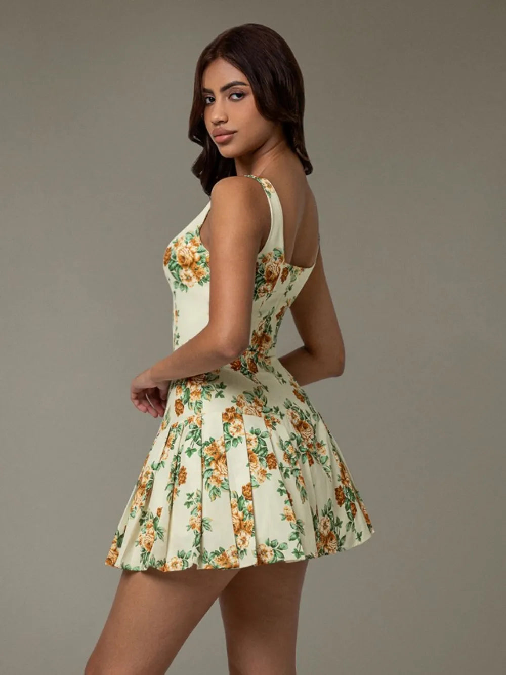 Image of Floral Sleeveless Mini Pleated Dress | Queeble.shop
