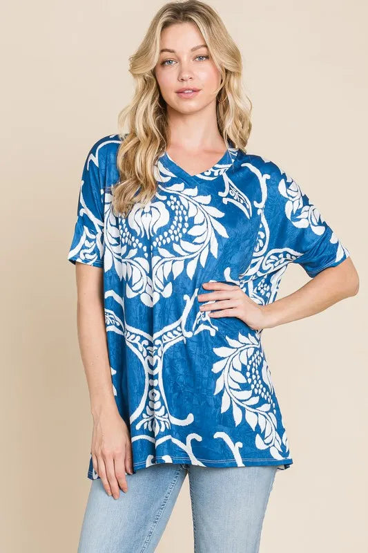Image of BOMBOM Printed Relaxed V-Neck Tunic Top | Queeble.shop