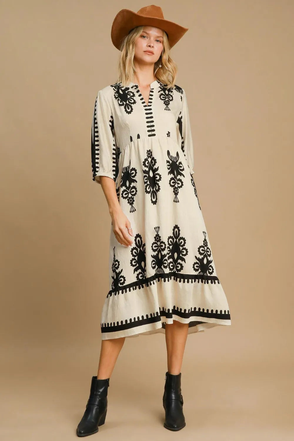 Image of Umgee Printed Notched Midi Dress | Queeble.shop