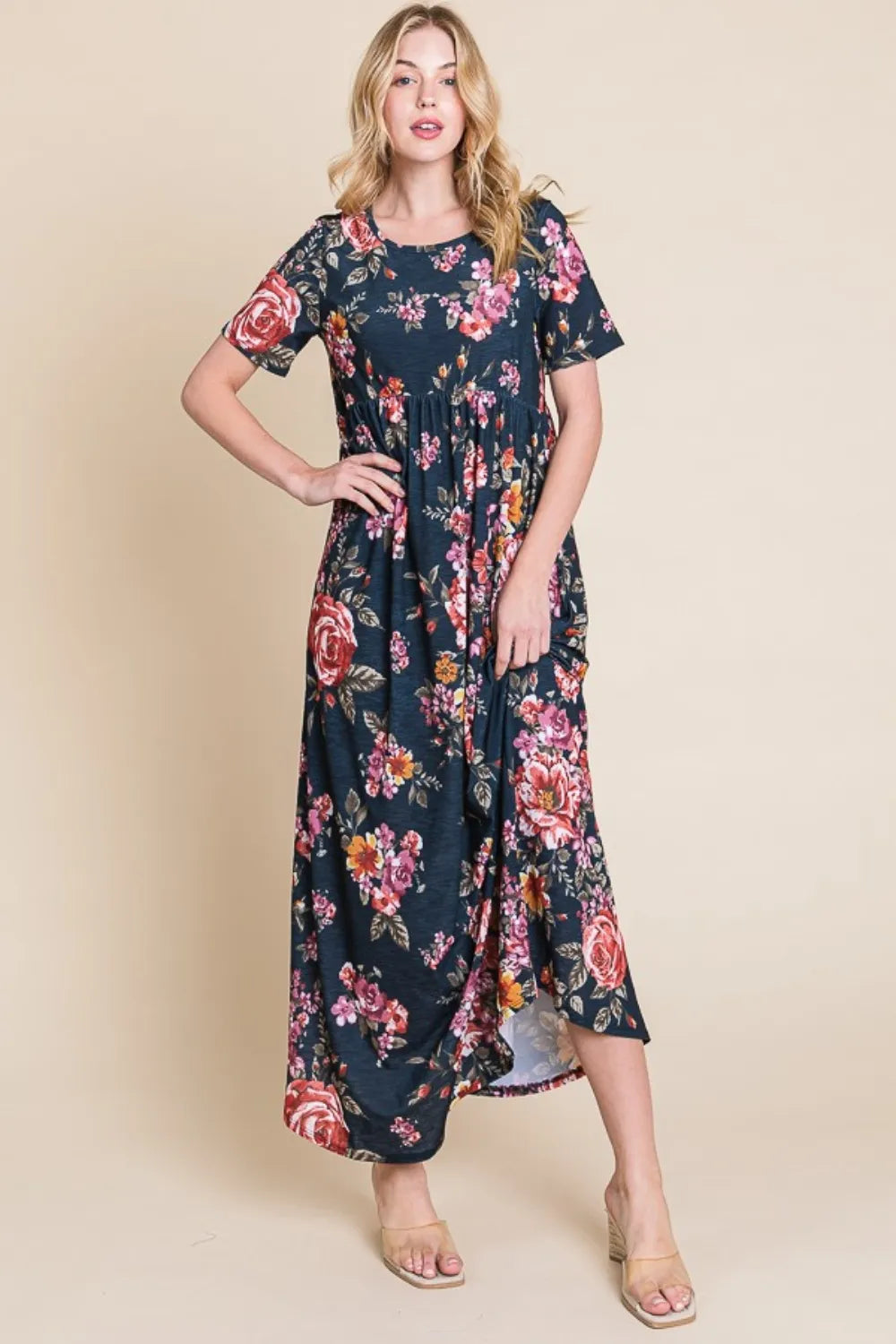 Image of BOMBOM Floral Short Sleeve Maxi Dress | Queeble.shop