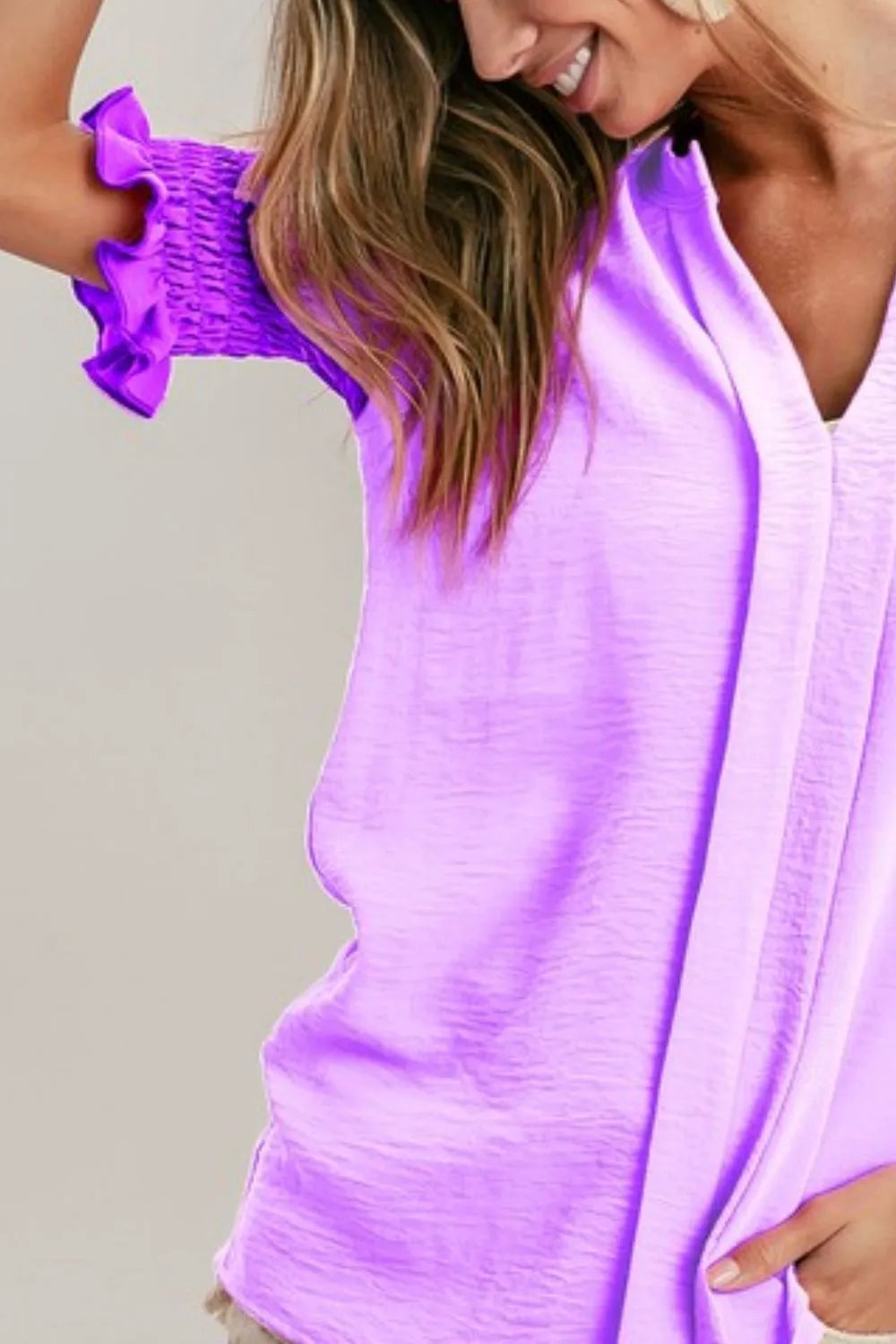 Image of BiBi Air Flow Color Block Puff Sleeves V Neck Top | Queeble.shop