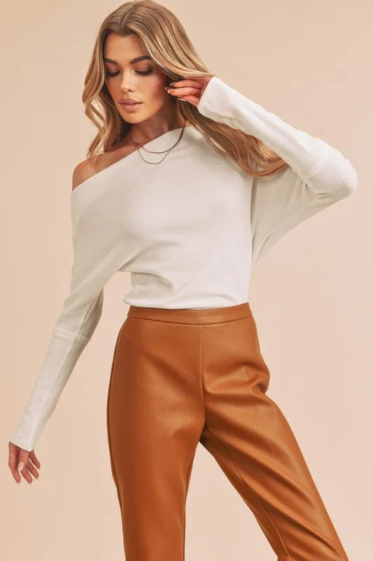 Image of Aemi + Co One Shoulder Long Sleeve Knit Top | Queeble.shop