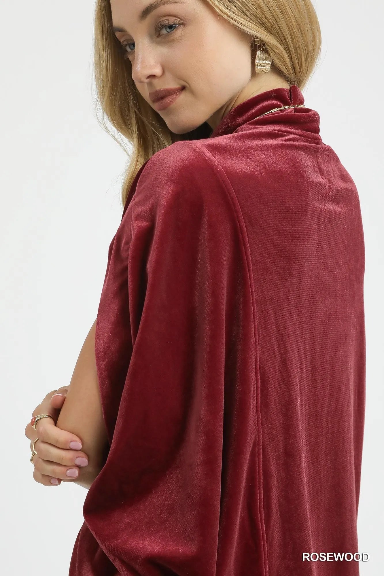 Image of Umgee Velvet Mock Neck Sleeveless Blouse | Queeble.shop