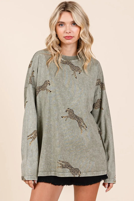 Image of Mittoshop Mineral Wash Cheetah Print Long Sleeve Top | Queeble.shop