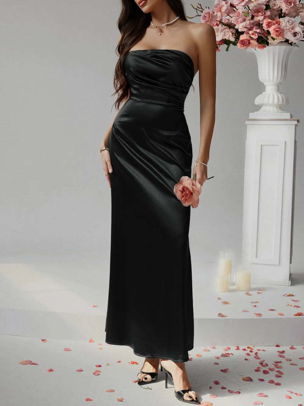 Image of Devine Ruched Tube Maxi Dress | Queeble.shop