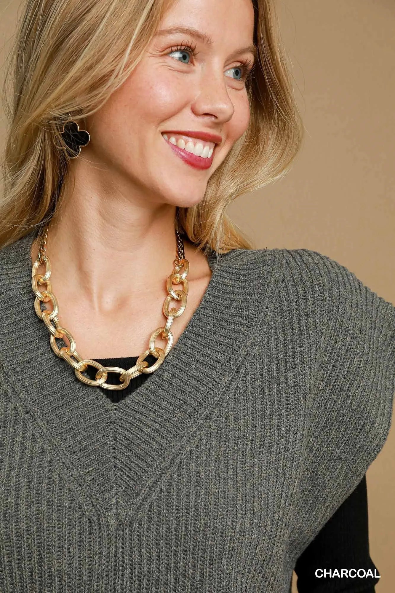 Image of Umgee Oversized V Neck Ribbed Sweater Vest | Queeble.shop