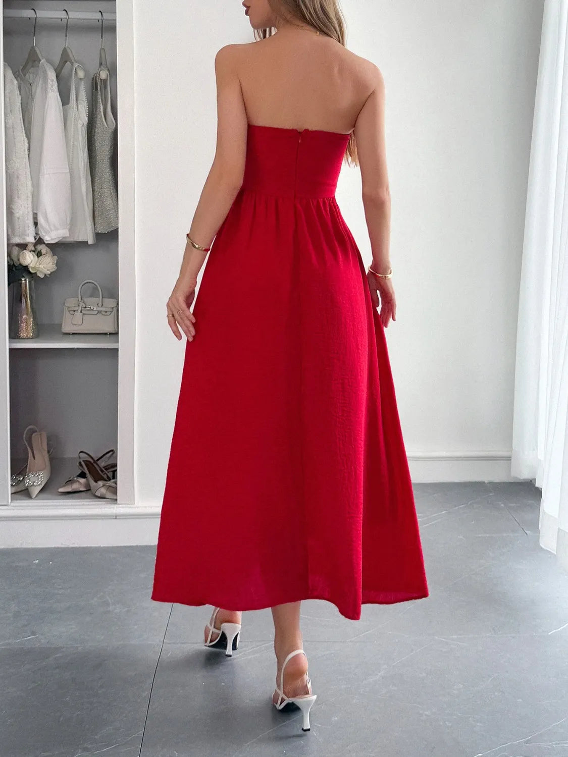 Image of Strapless A-Line Midi Dress with Pockets | Queeble.shop