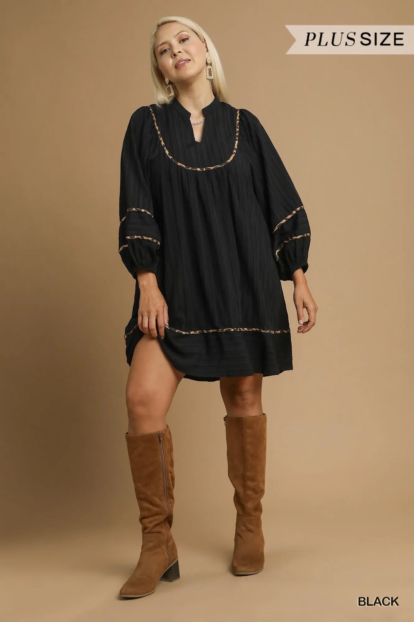 Image of Umgee Full Size Textured Babydoll Dress with Leopard Trim Plus Size | Queeble.shop