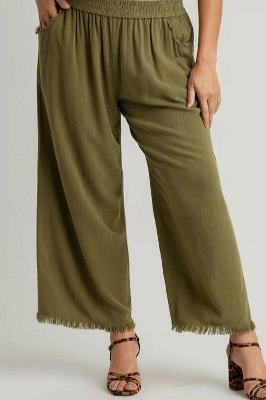 Image of Umgee Full Size Linen Blend Elastic Waistband Wide Leg Pants Plus Size | Queeble.shop
