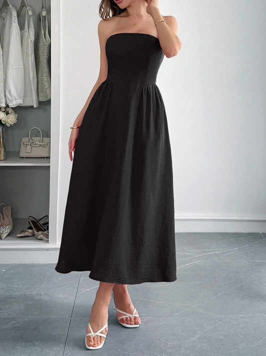 Image of Strapless A-Line Midi Dress with Pockets | Queeble.shop