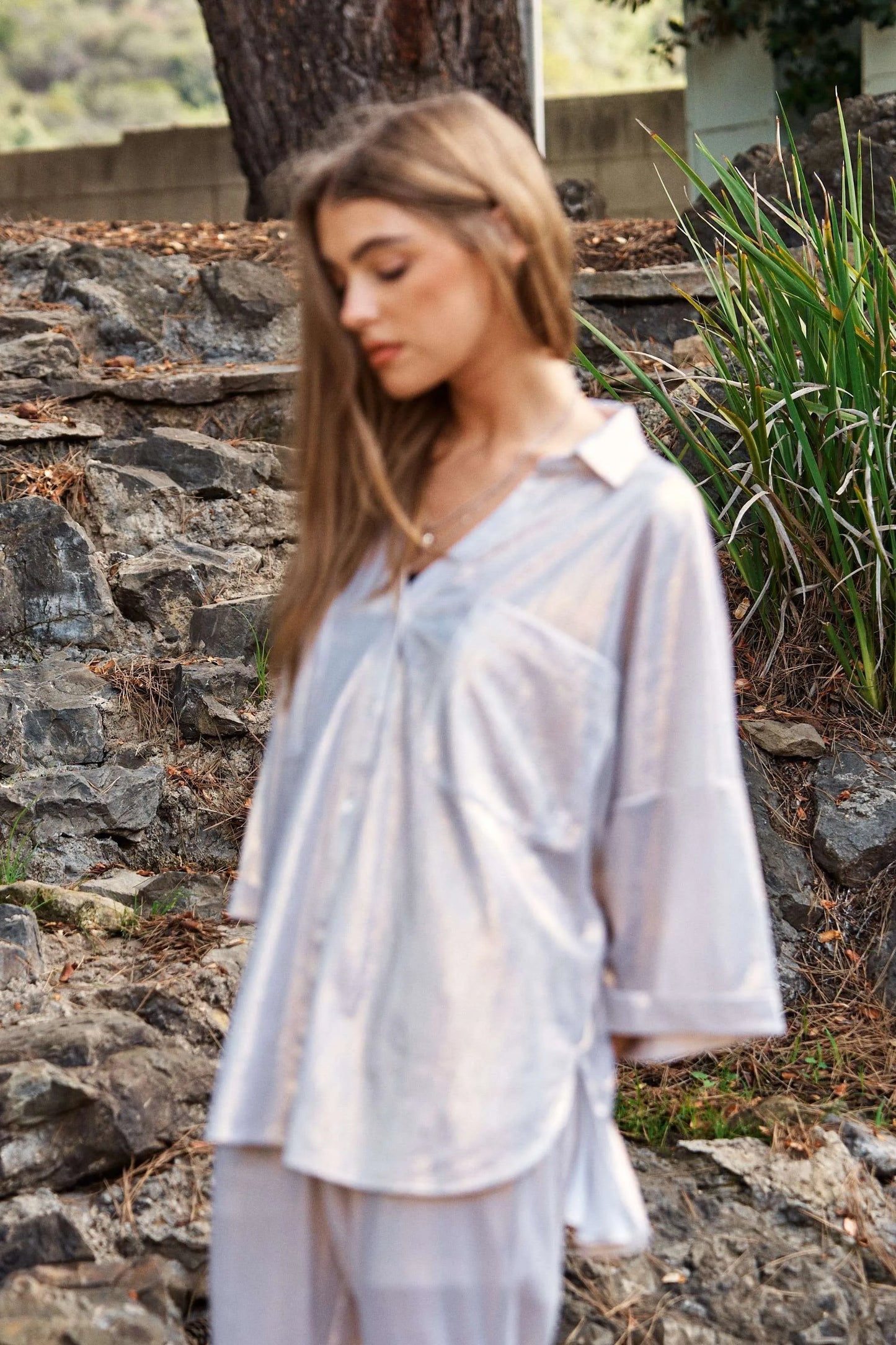 Image of Davi & Dani Solid Sparkling Shimmer Pocket Button Front Shirt | Queeble.shop