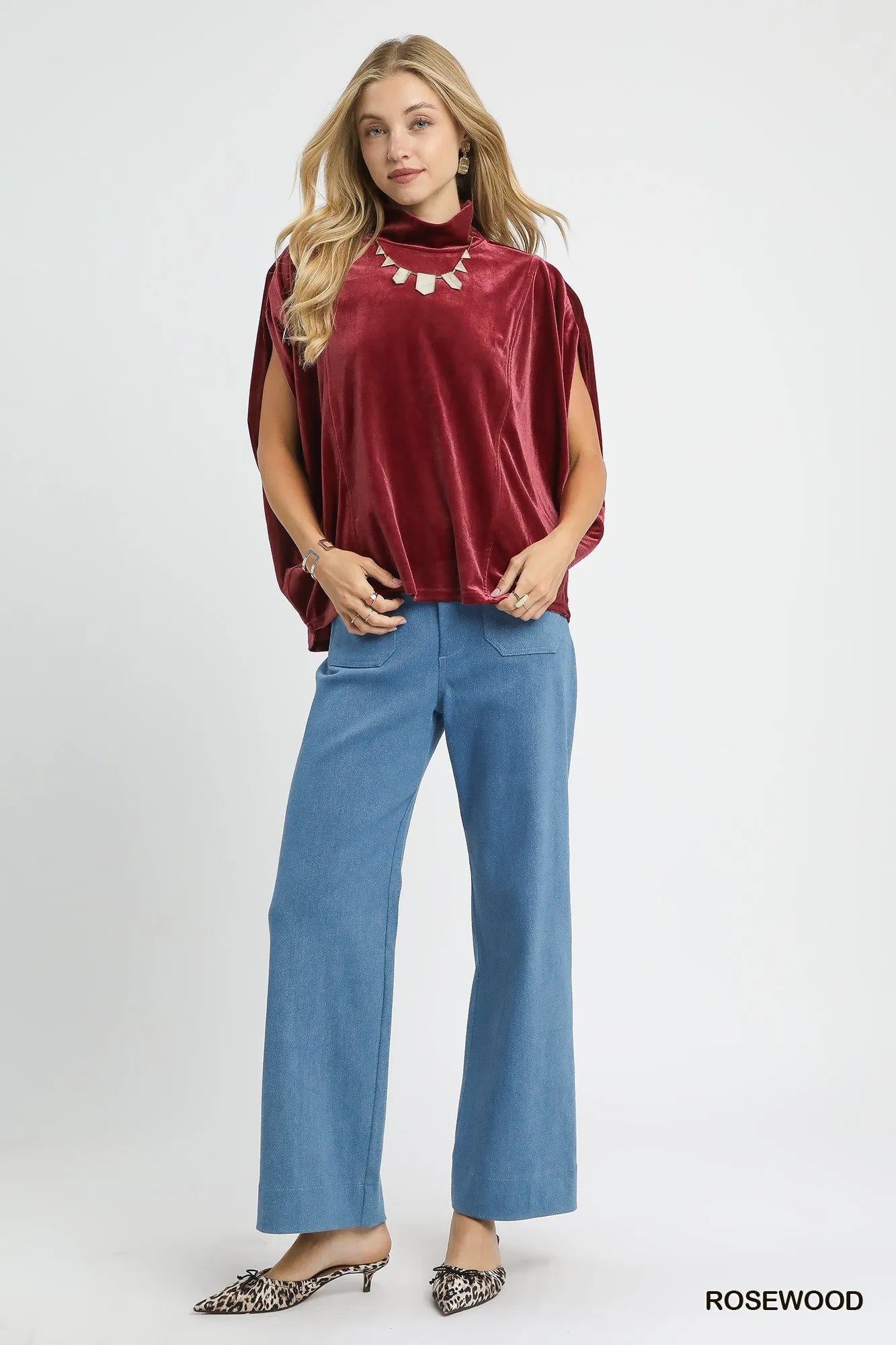 Image of Umgee Velvet Mock Neck Sleeveless Blouse | Queeble.shop
