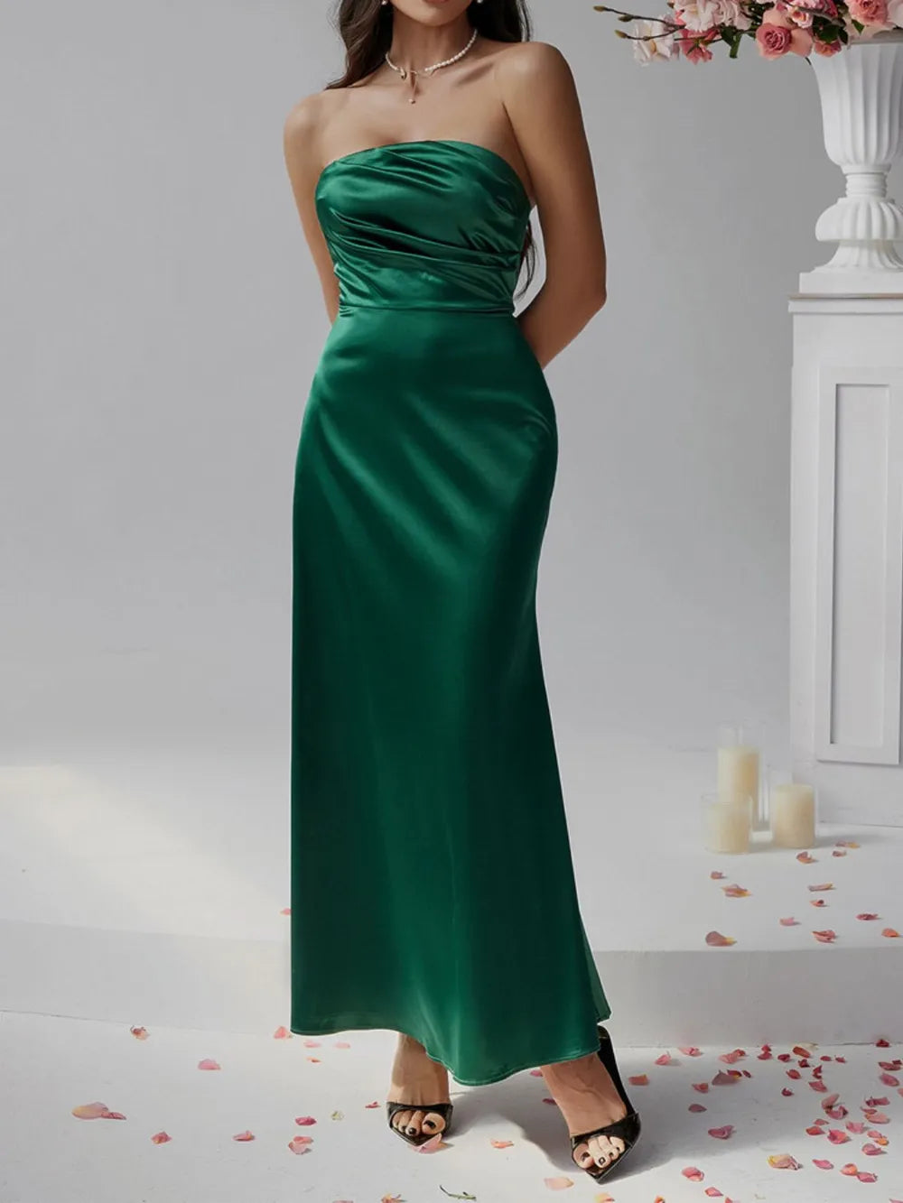 Image of Devine Ruched Tube Maxi Dress | Queeble.shop