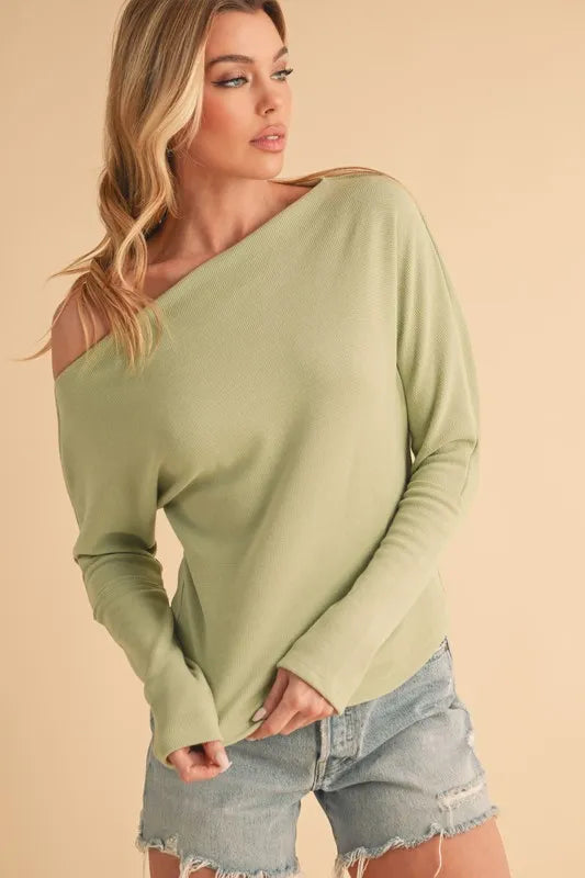 Image of Aemi + Co One Shoulder Long Sleeve Knit Top | Queeble.shop
