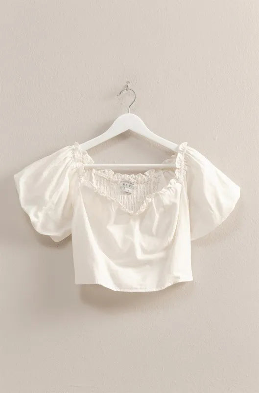 Image of HYFVE Puff Sleeve Sweetheart Neck Top | Queeble.shop