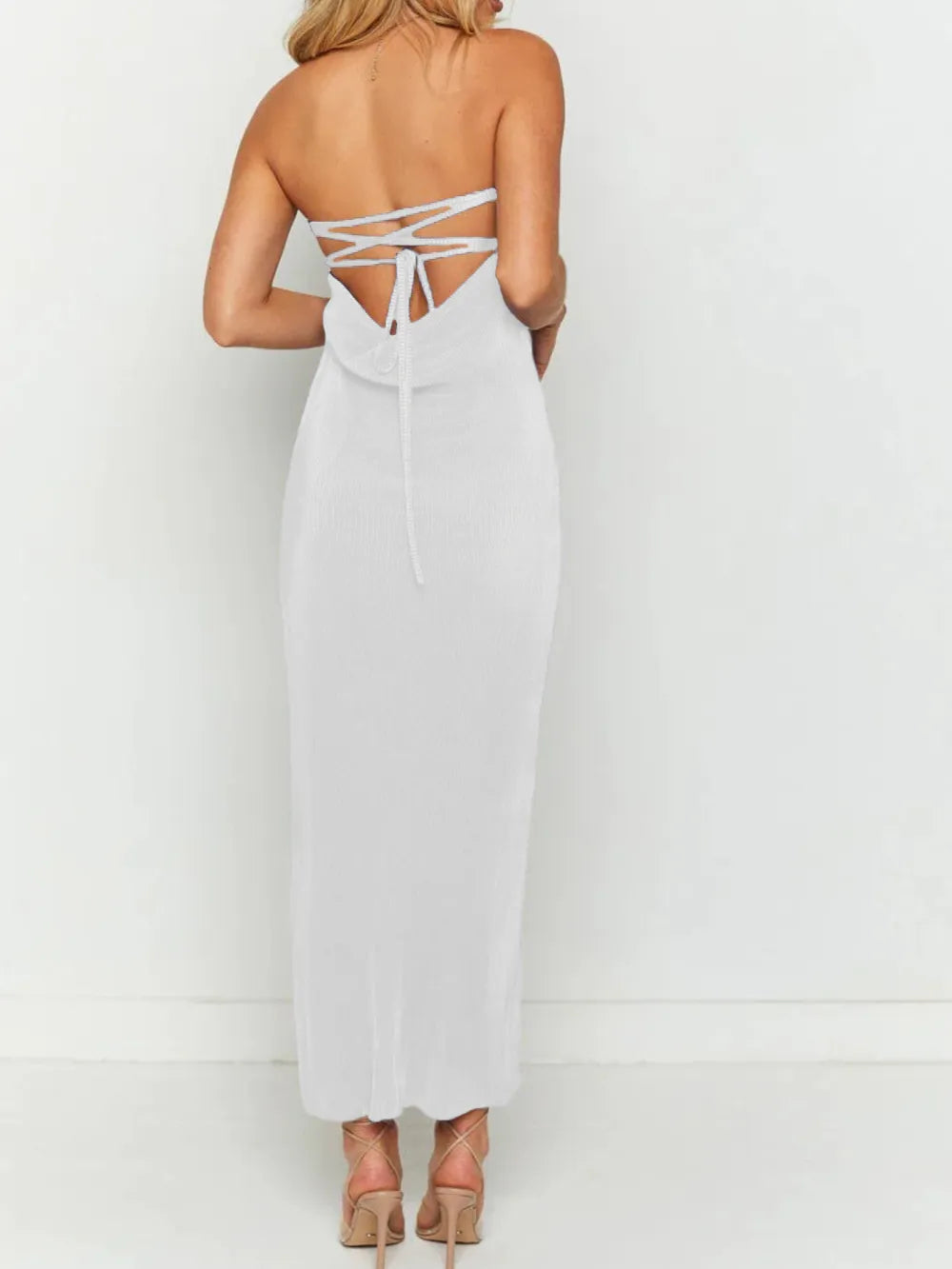 Image of Lace-Up Back Tube Maxi Dress | Queeble.shop