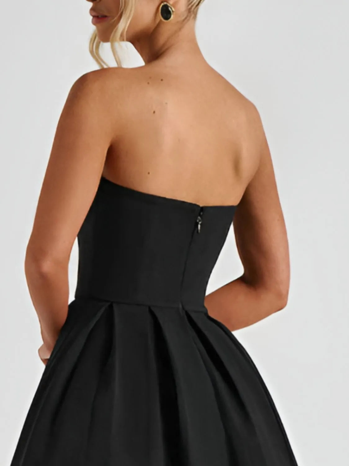 Image of Solid Color Tube Midi Dress | Queeble.shop