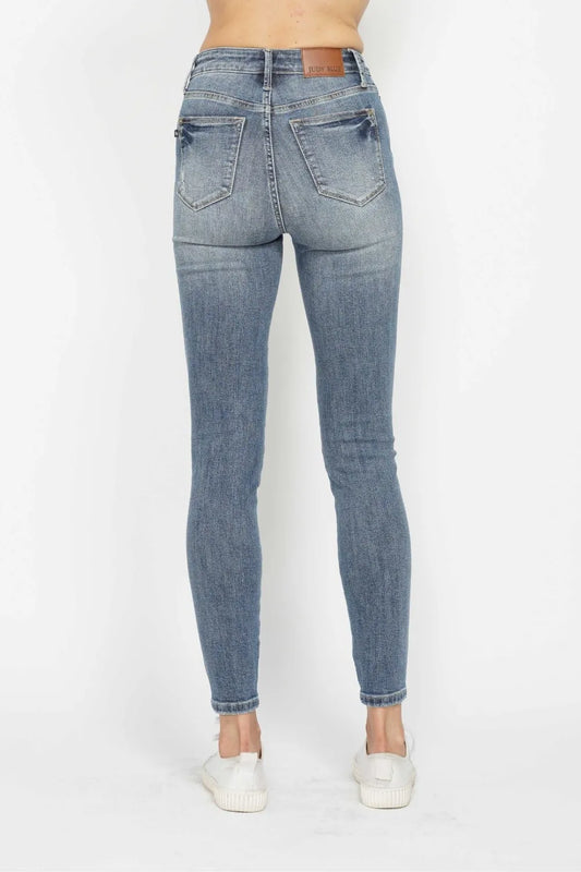 Image of Judy Blue Full Size Tummy Control Contrast Wash Skinny Jeans | Queeble.shop
