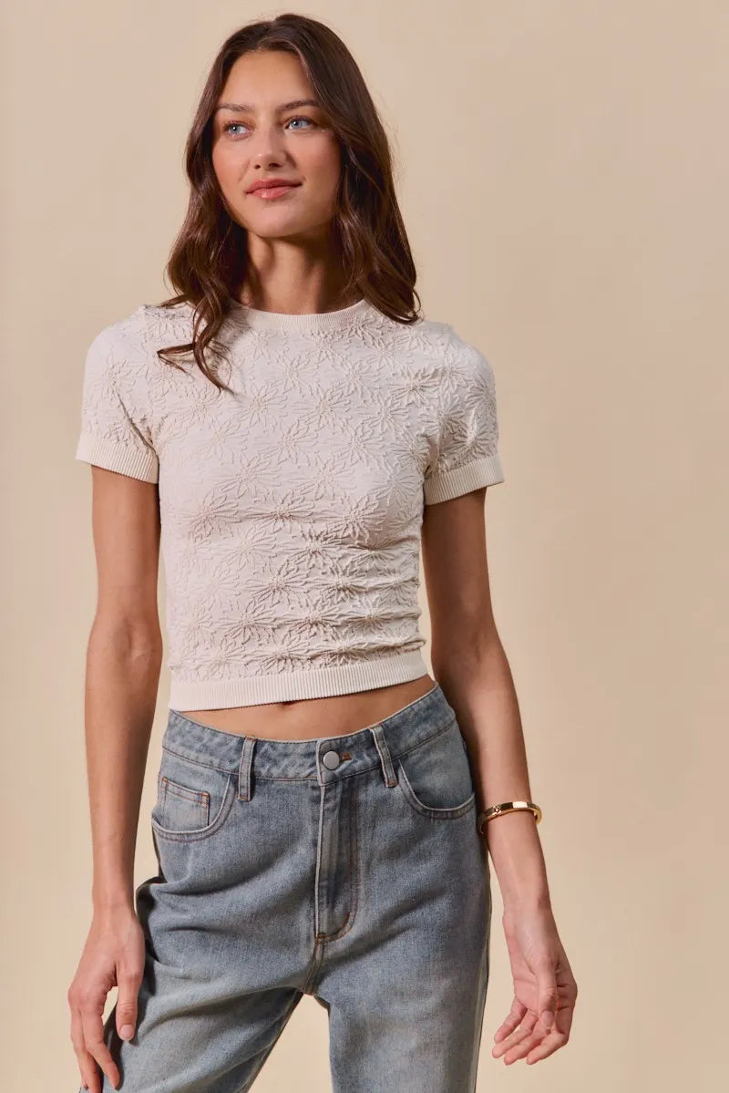 Image of SO ME Floral Patterned Seamless Short Sleeve Top | Queeble.shop