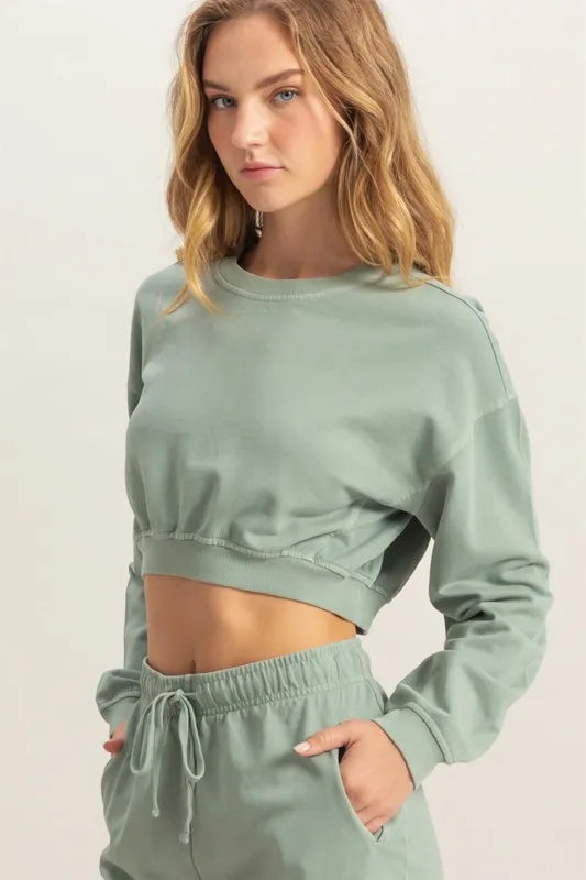 Image of HYFVE Crew Neck Long Sleeve Crop Sweatshirt | Queeble.shop