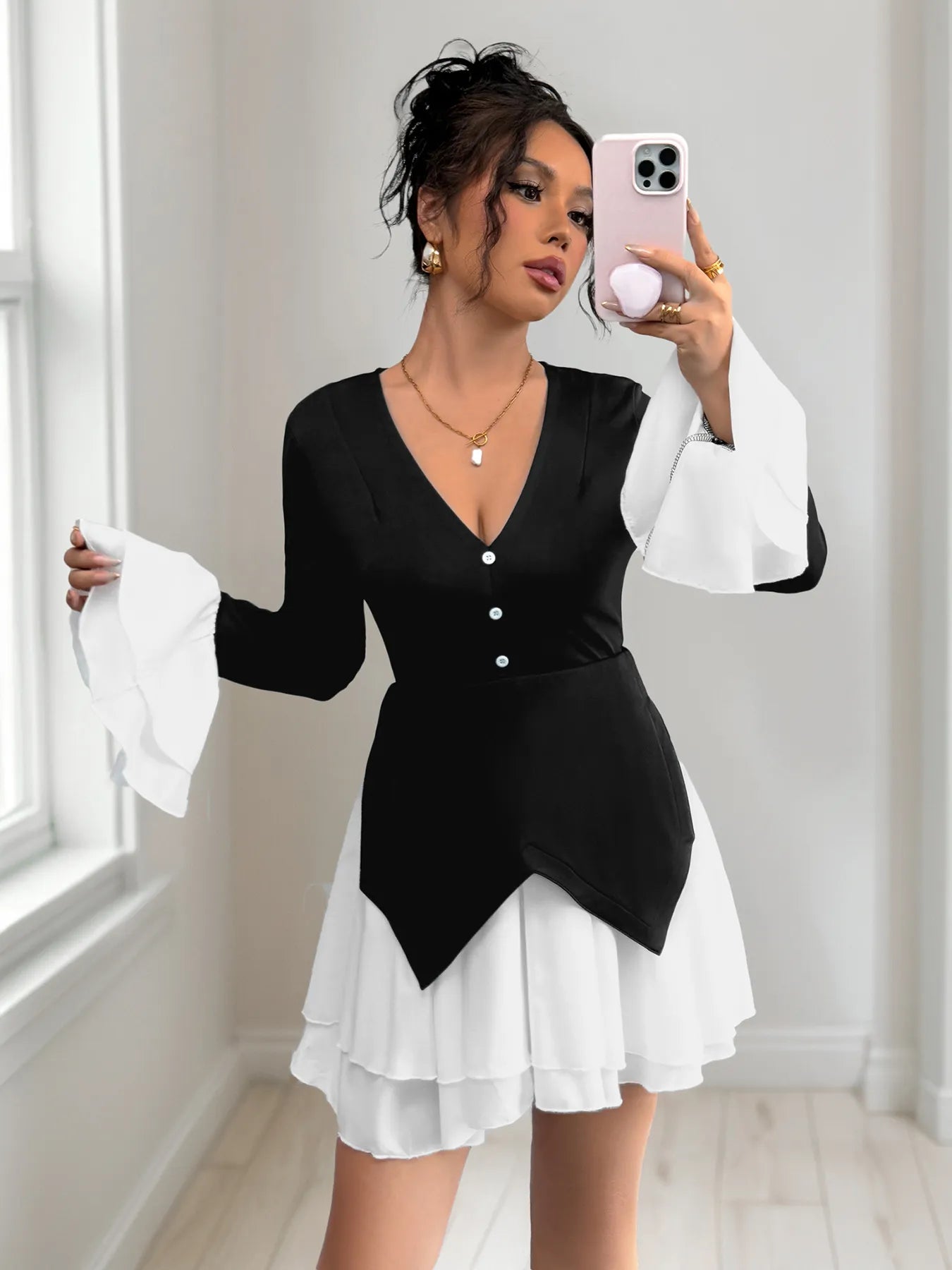 Image of Two Tone V-Neck Long Sleeve Mini Dress | Queeble.shop