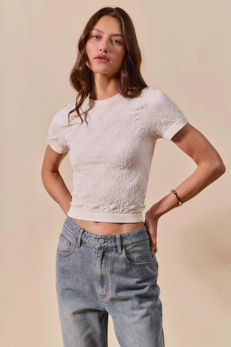 Image of SO ME Floral Patterned Seamless Short Sleeve Top | Queeble.shop