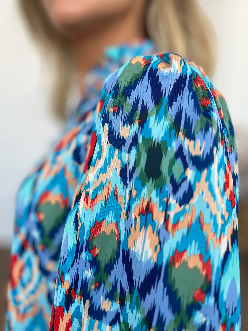 Image of Double Take Full Size Printed Balloon Sleeve Blouse | Queeble.shop