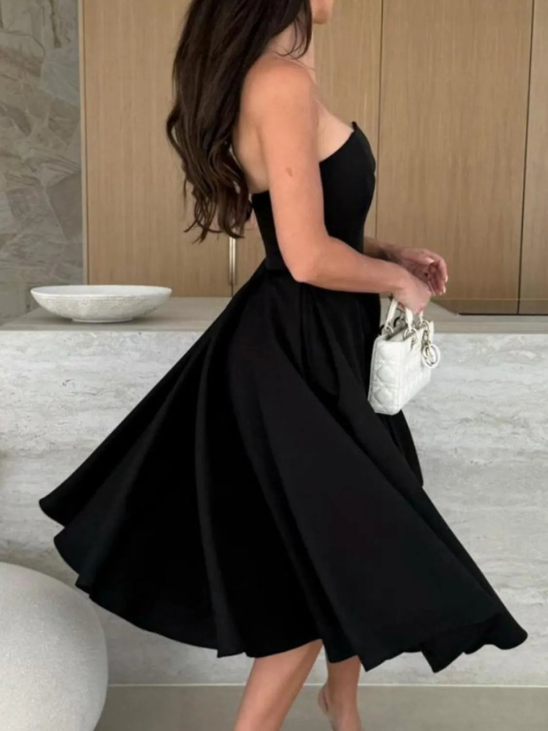 Image of Solid Color Tube Midi Dress | Queeble.shop
