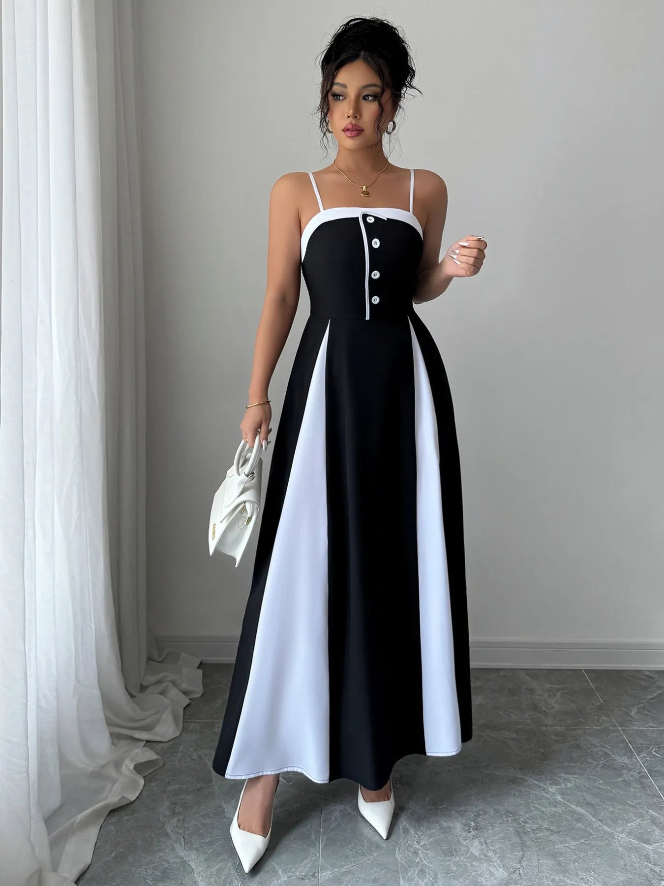 Image of Decorative Button Contrast Maxi Cami Dress | Queeble.shop
