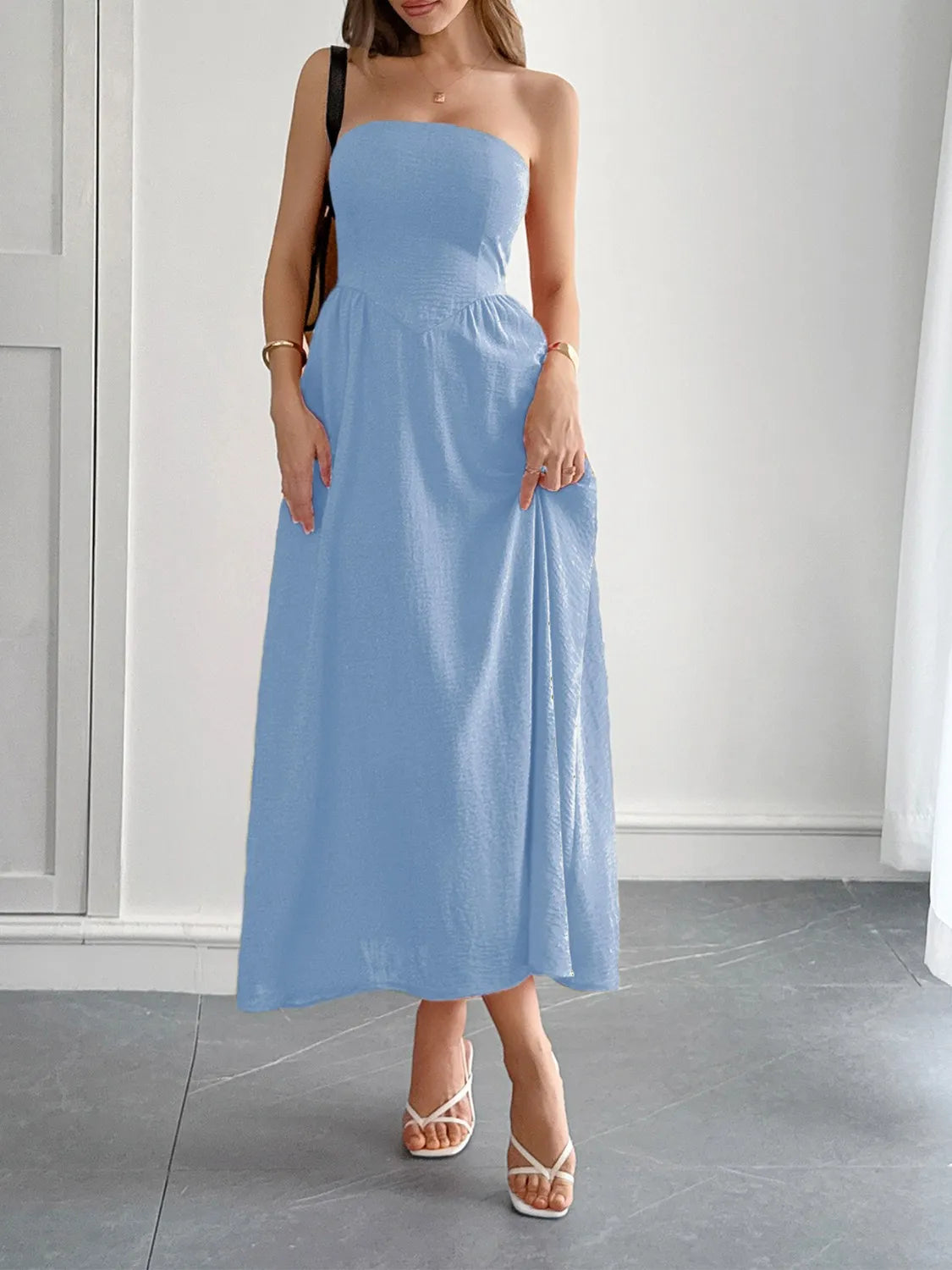 Image of Strapless A-Line Midi Dress with Pockets | Queeble.shop