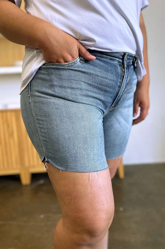 Image of Judy Blue Full Size High Waist Raw Hem Denim Shorts | Queeble.shop