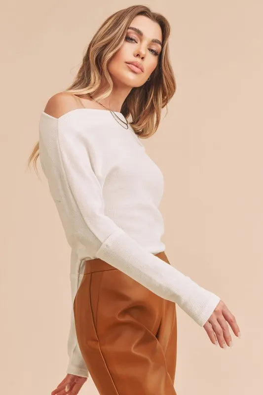 Image of Aemi + Co One Shoulder Long Sleeve Knit Top | Queeble.shop