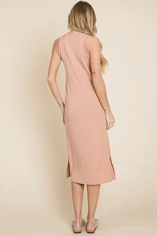 Image of BOMBOM Ribbed Knit Sleeveless Midi Dress | Queeble.shop