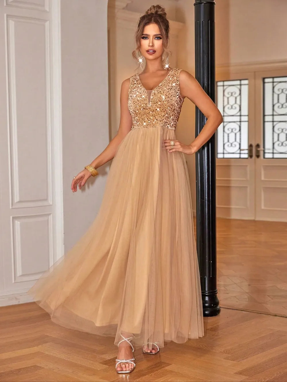 Image of Sequin V-Neck Sleeveless Dress | Queeble.shop