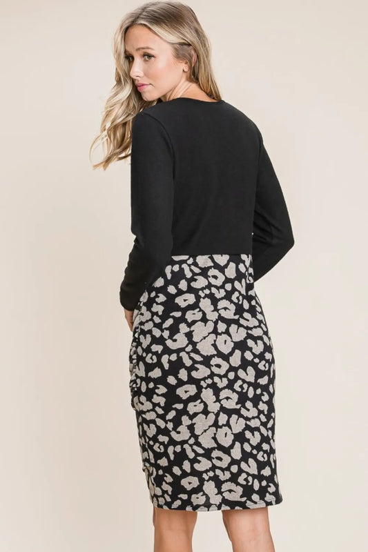 Image of BOMBOM Leopard Color Block Knit Dress | Queeble.shop