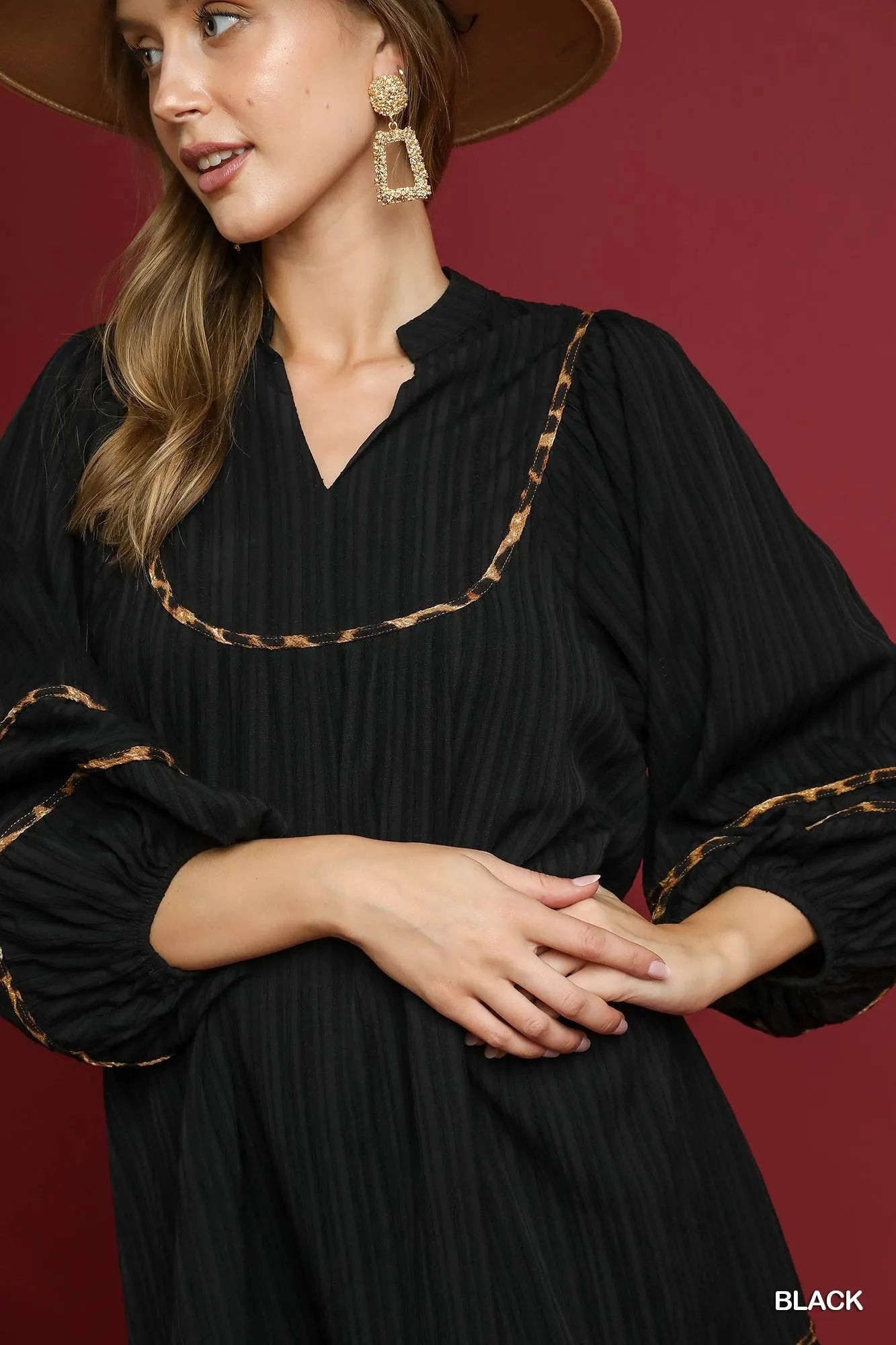 Image of Umgee Full Size Textured Babydoll Dress with Leopard Trim Plus Size | Queeble.shop
