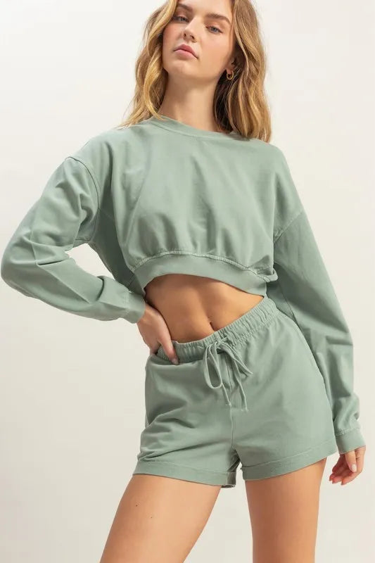 Image of HYFVE Crew Neck Long Sleeve Crop Sweatshirt | Queeble.shop