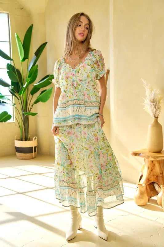 Image of Davi & Dani Spring Floral Border Print Ruffled Textured Top | Queeble.shop