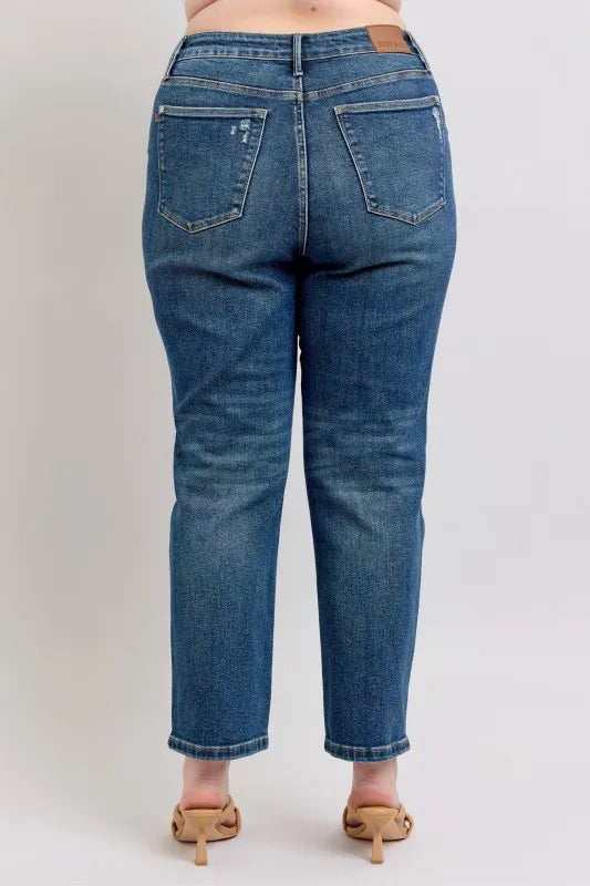 Image of Judy Blue Full Size High Waisted Rigid Magic Non-destroy Straight Leg Jeans Plus Size | Queeble.shop