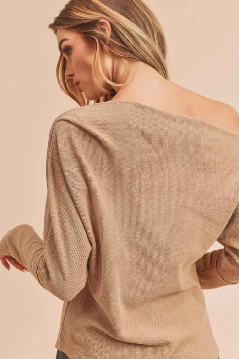 Image of Aemi + Co One Shoulder Long Sleeve Knit Top | Queeble.shop