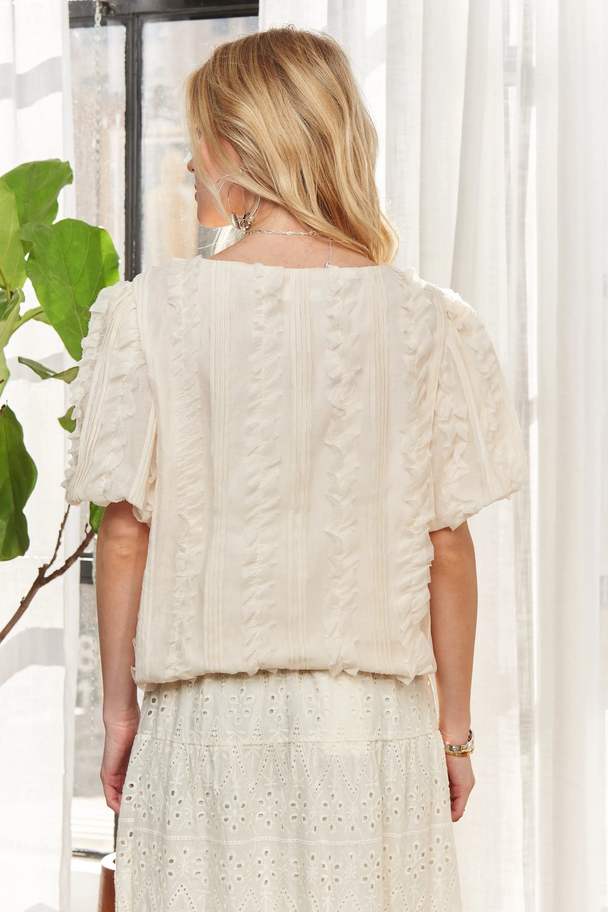 Image of ADORA Solid Puff Sleeves Knit Top | Queeble.shop