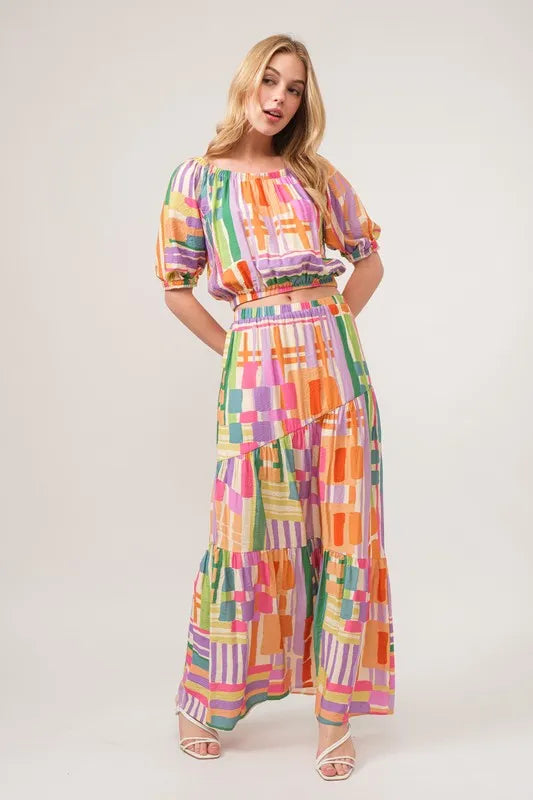 Image of And The Why Puff Sleeve Elastic Edges Geo Printed Crop Top | Queeble.shop