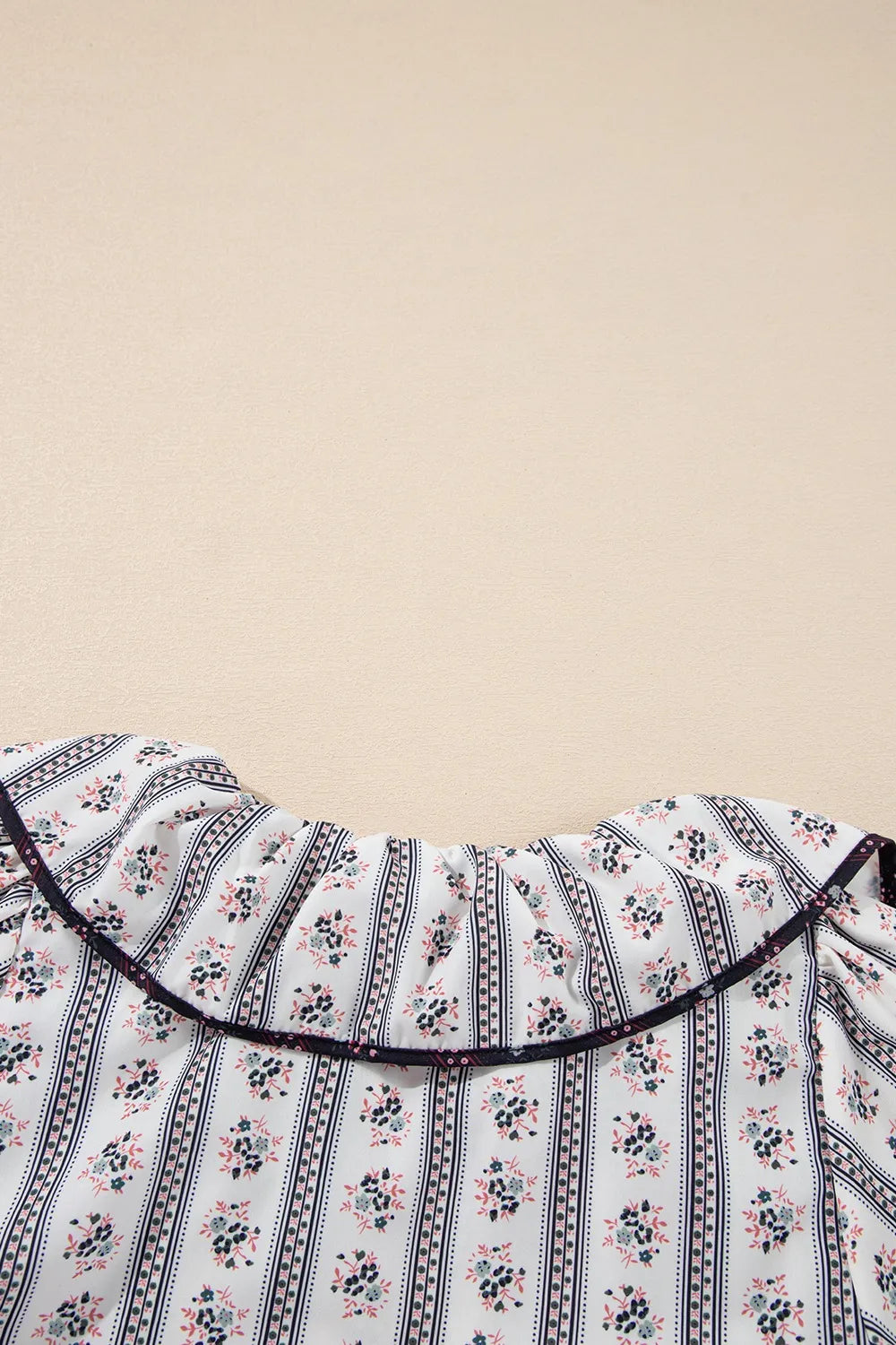 Image of Floral Ruffled Collar Short Puff Sleeve Printed Blouse | Queeble.shop