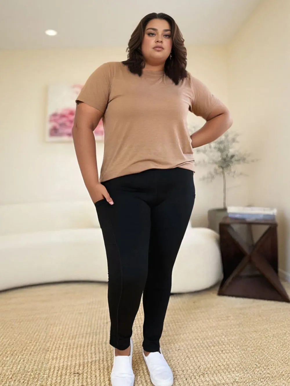 Image of Wide Waistband Sports Leggings | Queeble.shop